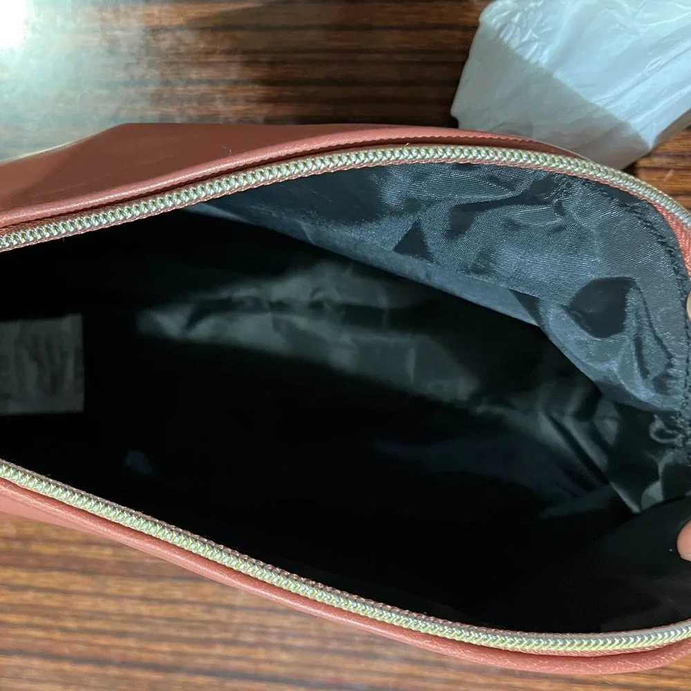 Victoria's Secret Cosmetic Bag - Picture 4 of 6